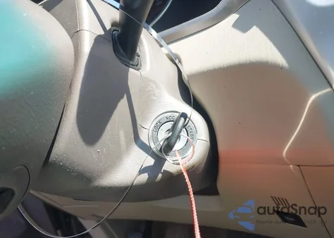 2004 Toyota Highlander z USA, uszkodzony, nr VIN JTEGD21A140092968